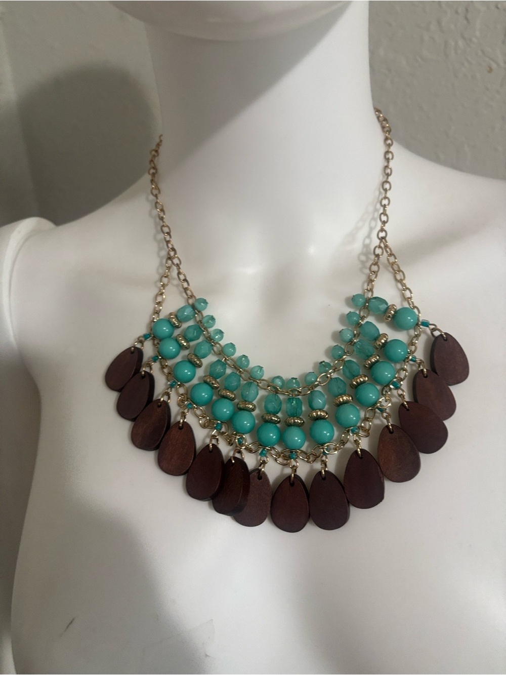 Turquoise Bead and Brown Wood Teardrop Bib Necklace - Picture 3 of 7